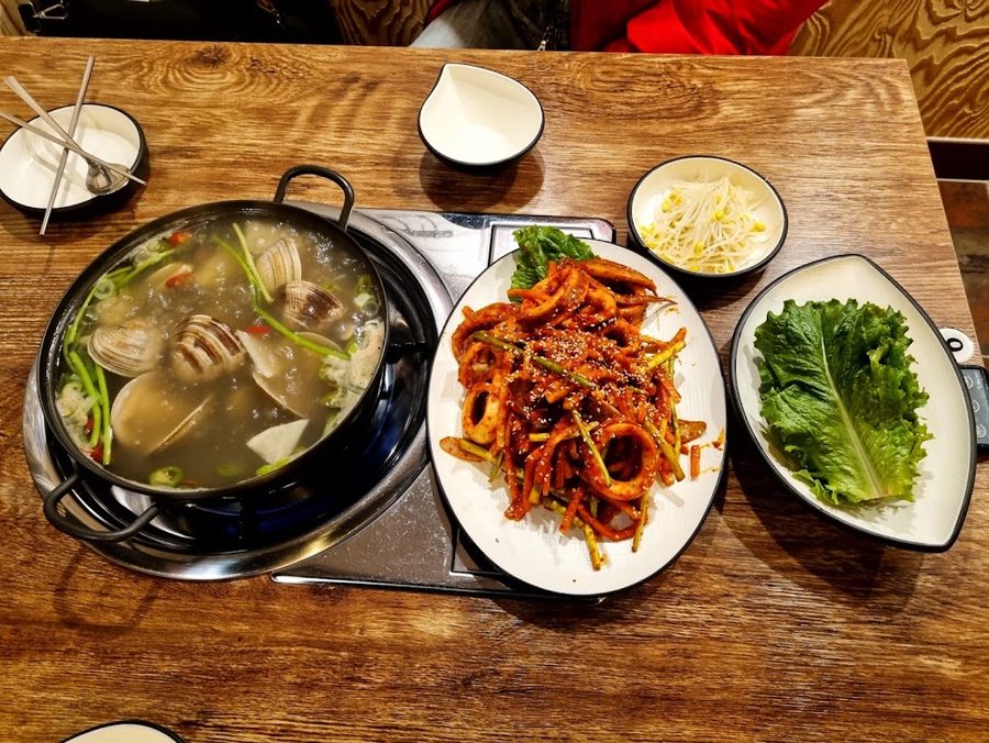 イカ料理店