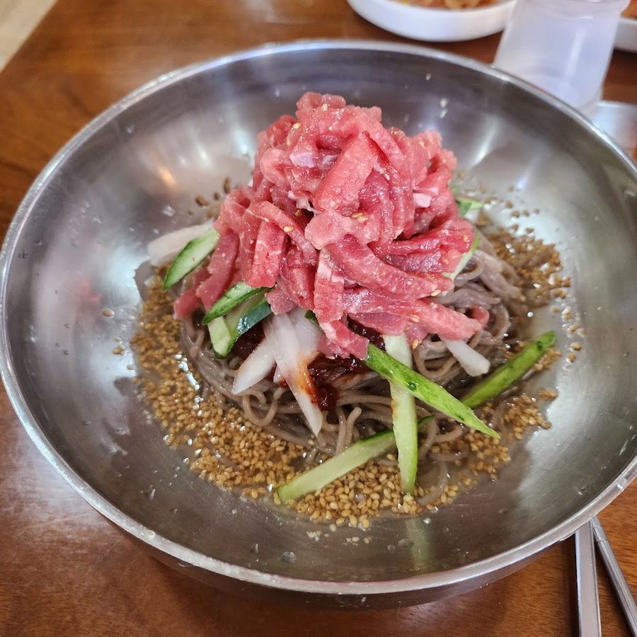 강원도메밀막국수