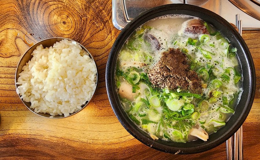 進永食堂