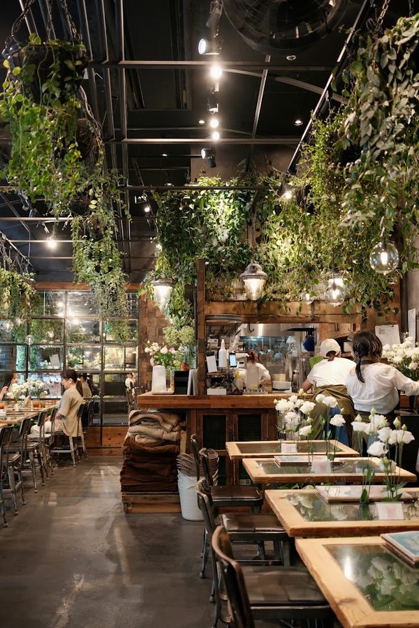 青山フラワーマーケットティーハウス赤坂Bizタワー店