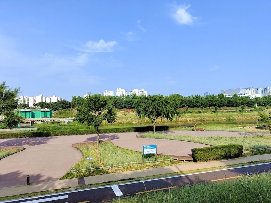 Gwangmyeong Haetsal Plaza