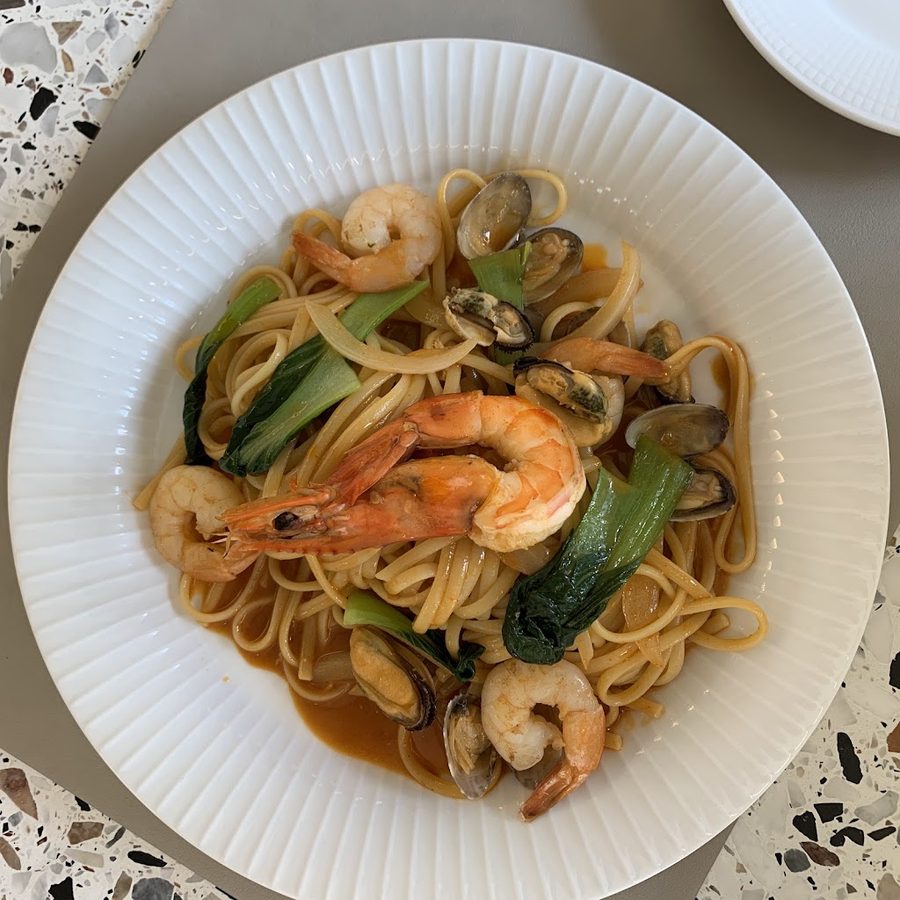 スクリューテープの食卓