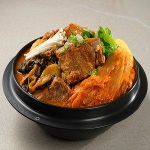 Nuri村馬鈴薯排骨湯 龜南店