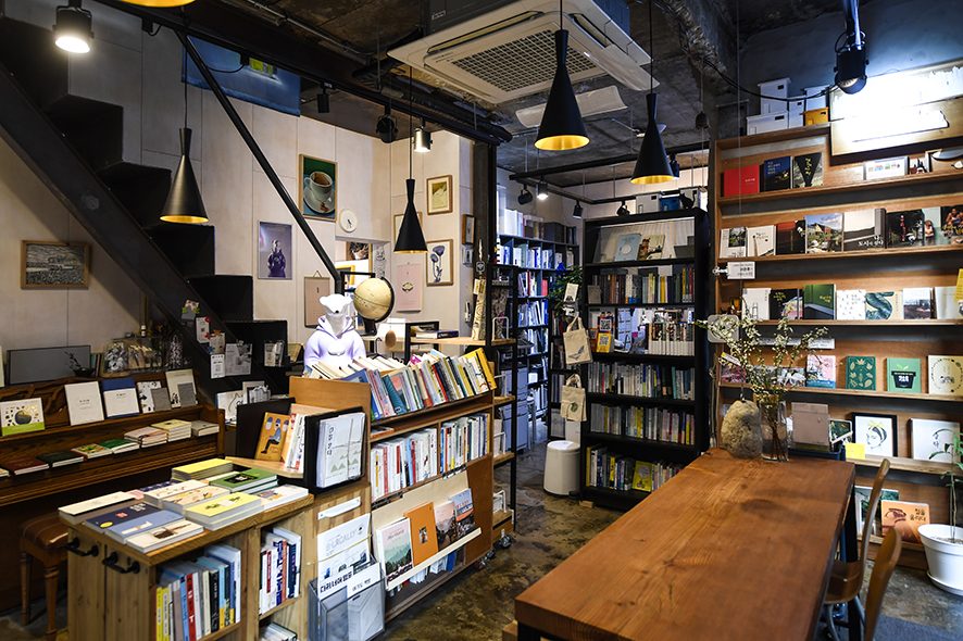 ピオン後 本屋