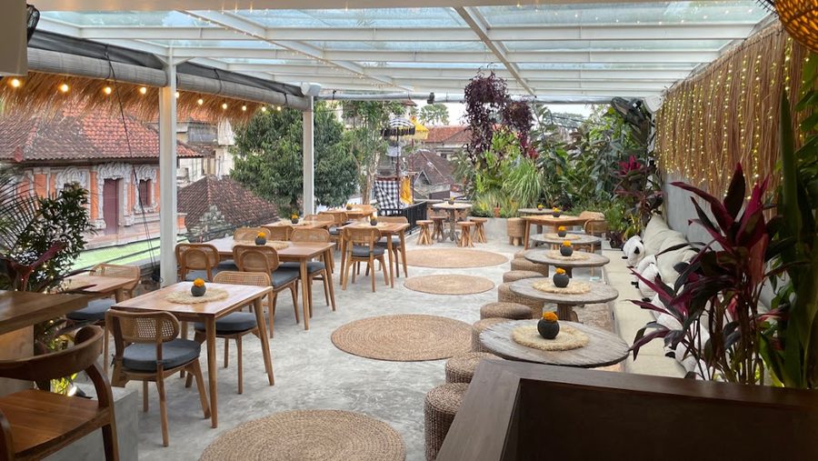 CEREMONIA UBUD Rooftop Bar Tapas & Resta