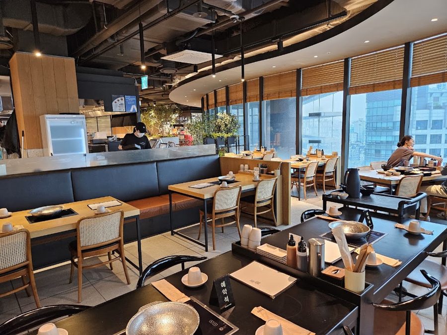善宰 現代百貨店 千戶店