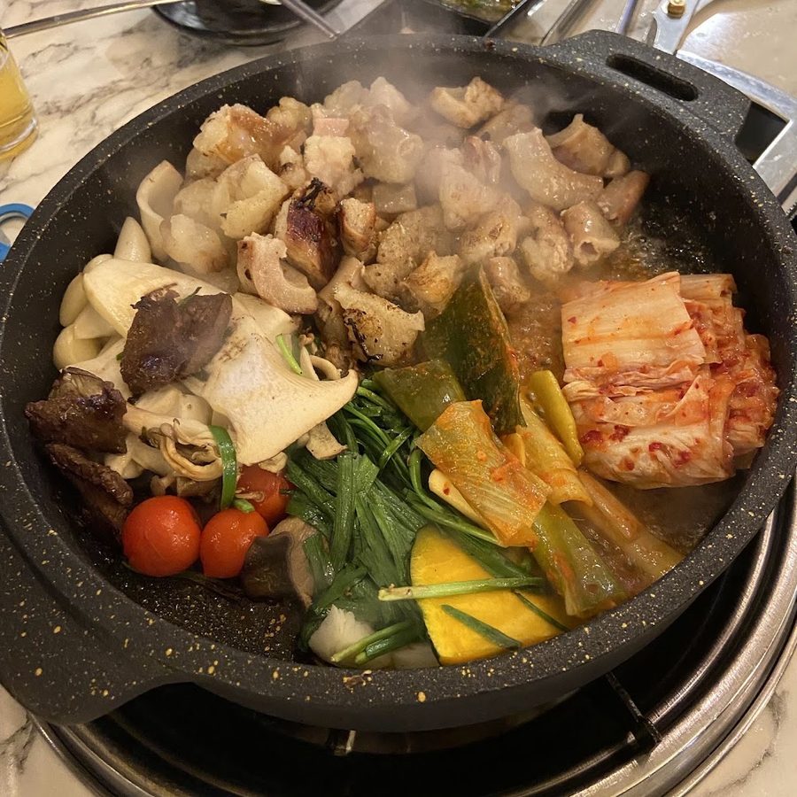 Gopchangui Pumgyeok
