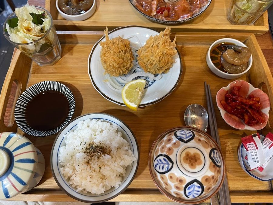 모미모미 홍대본점