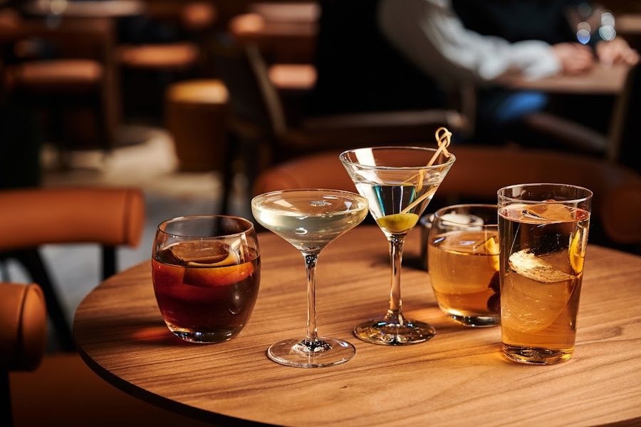 Bar De Luxe