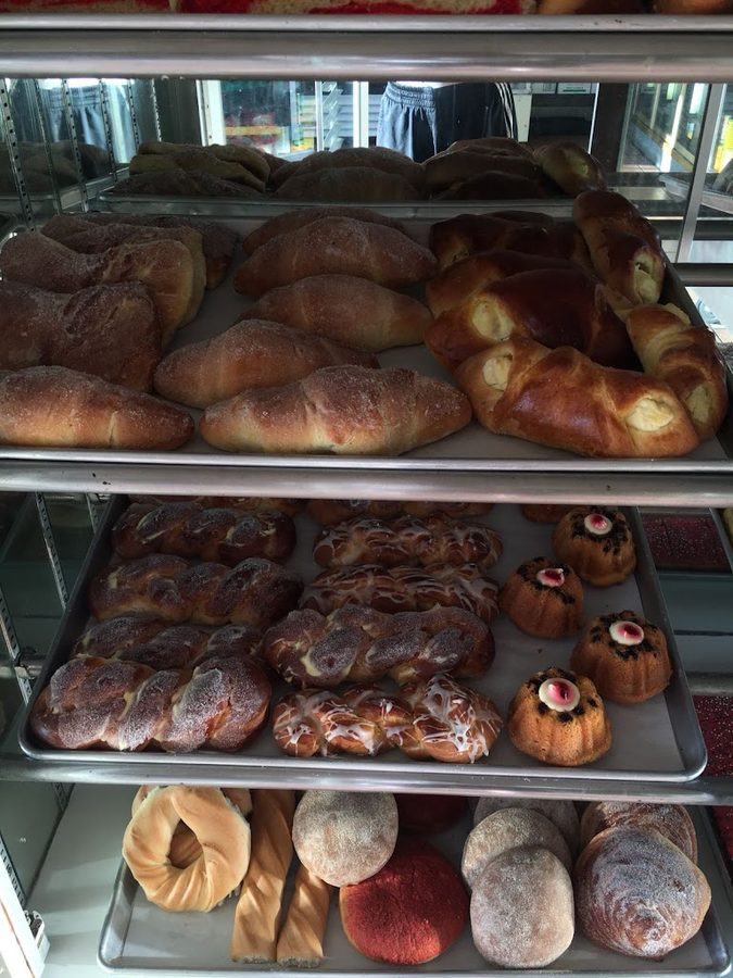 Ponce's Bakery