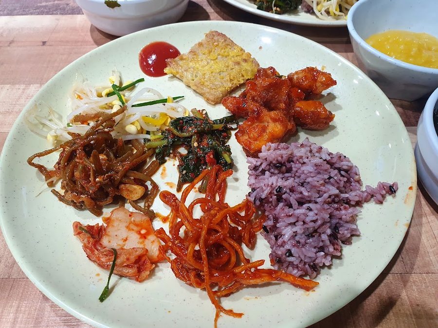 ヨウル韓食ビュッフェ