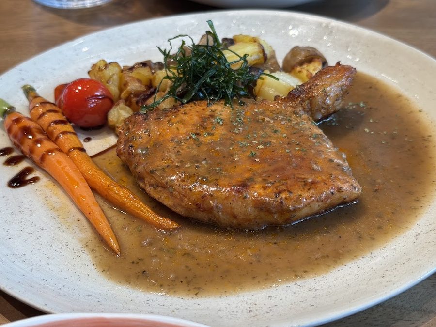 Fam Time Steak and Pasta @One Bangkok