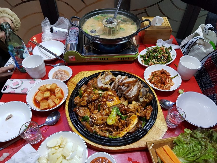 신도림 마포족발순대국
