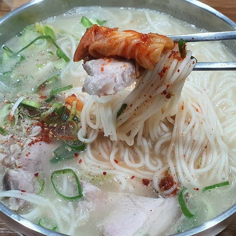 東進食堂機場店