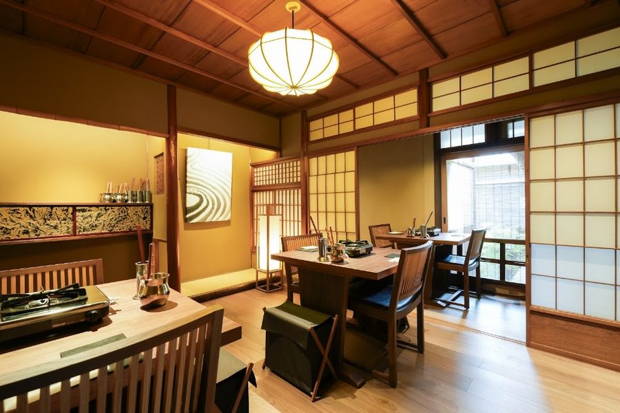 京都和牛すき焼きしゃぶしゃぶ 富之上 祇園本店