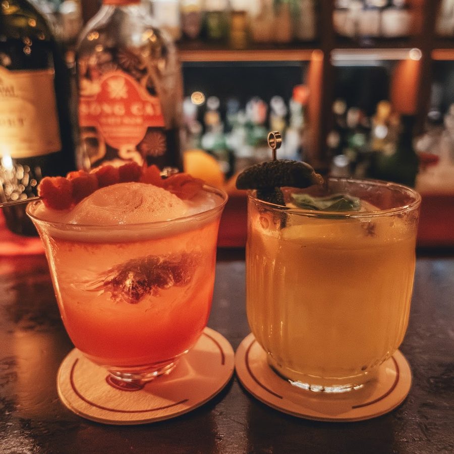 Telephone bar