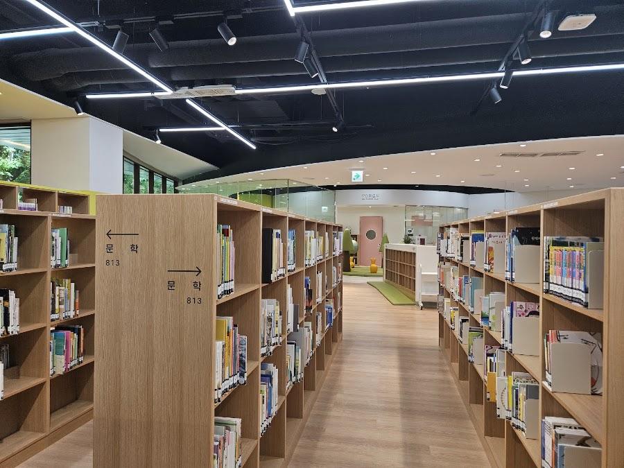 江東森の図書館