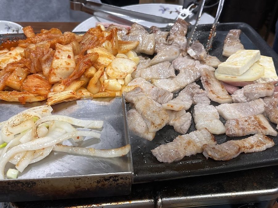 Gohyang Dol Kimchi Samgyeopsal