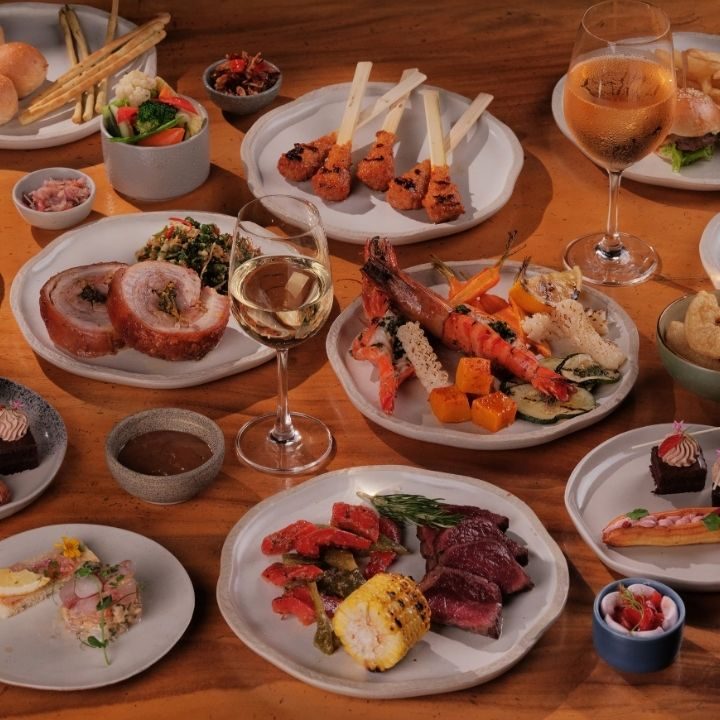 The Puhu Restaurant & Lounge