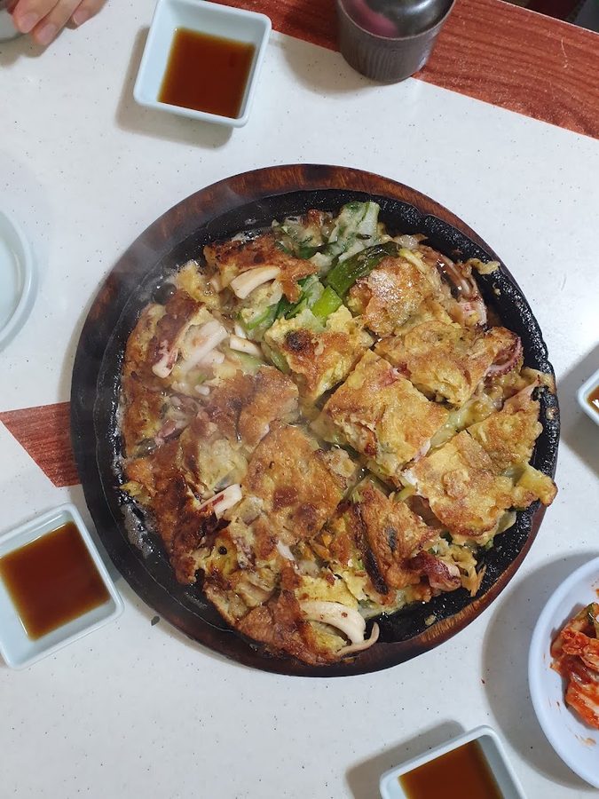 Myeongdong Kalguksu