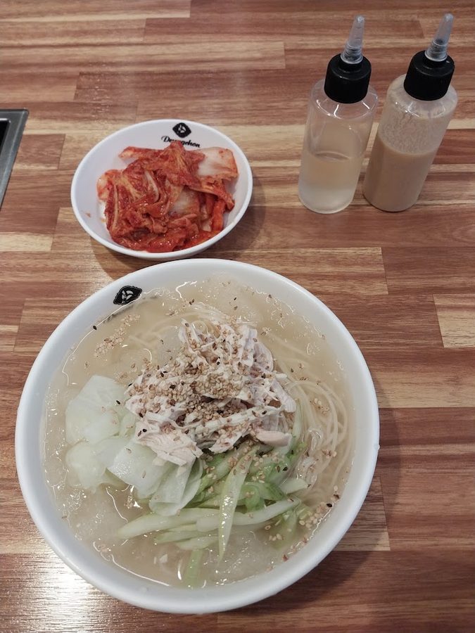 Deungchon Shabu Kalguksu Geumho Branch