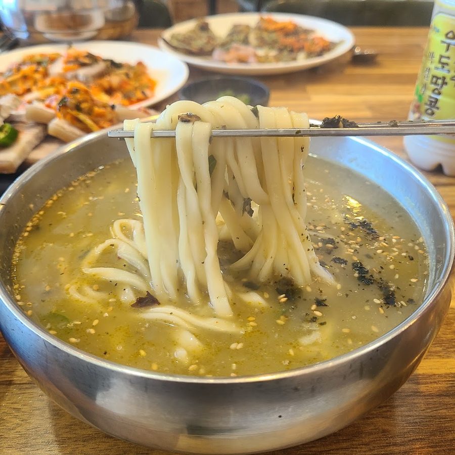 濟州石牆刀削麵 梵魚寺店
