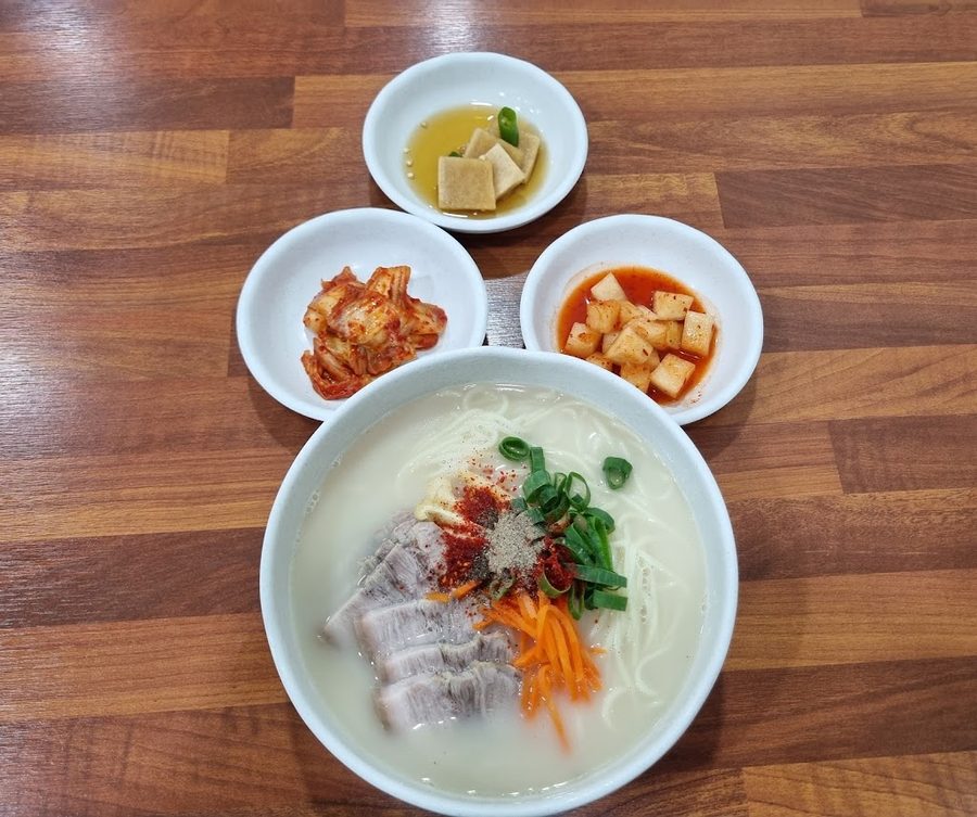 Yogi Guksu
