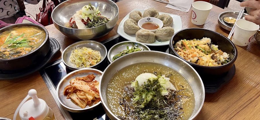 Deungchon Shabu Kalguksu Anguk Station Branch
