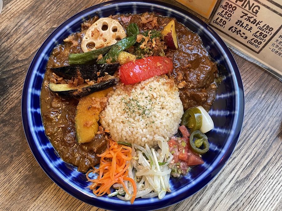 虹色CURRY食堂