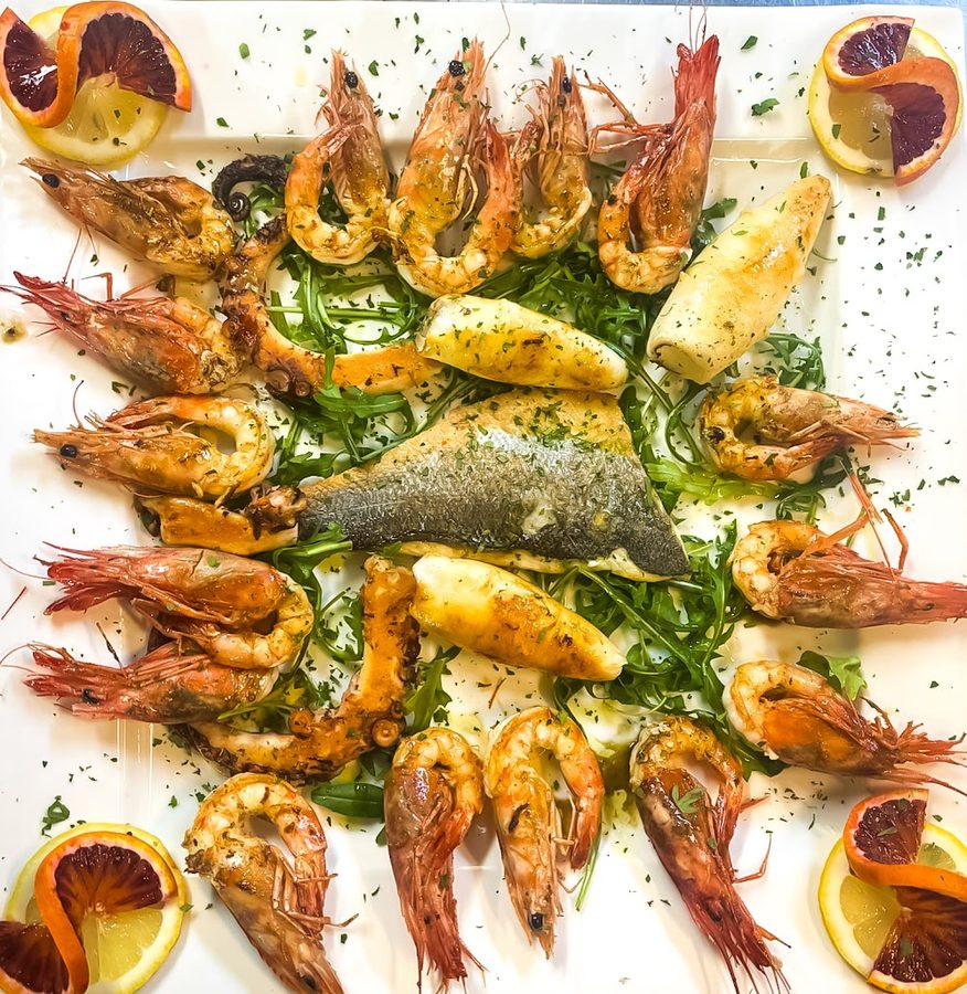Contrario. Vineria con Cucina.