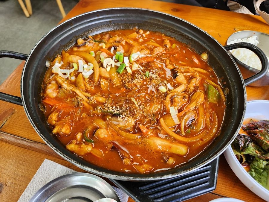 명예해물잡탕