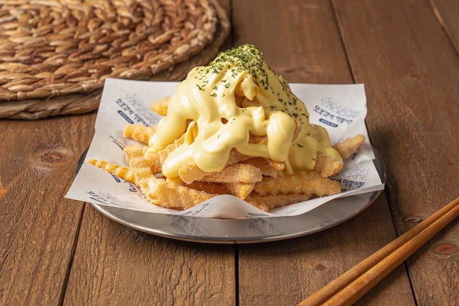 Ttobogetji Tteokbokki Sinsa Ohu Sanchaek Branch
