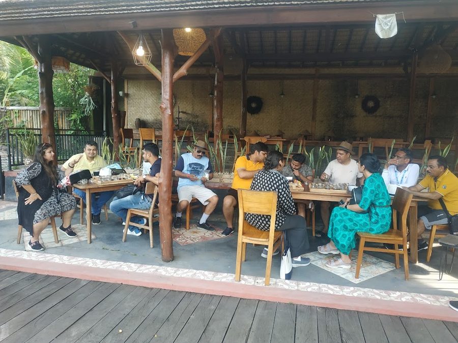 Dukuh Sari Coffee & Eatery