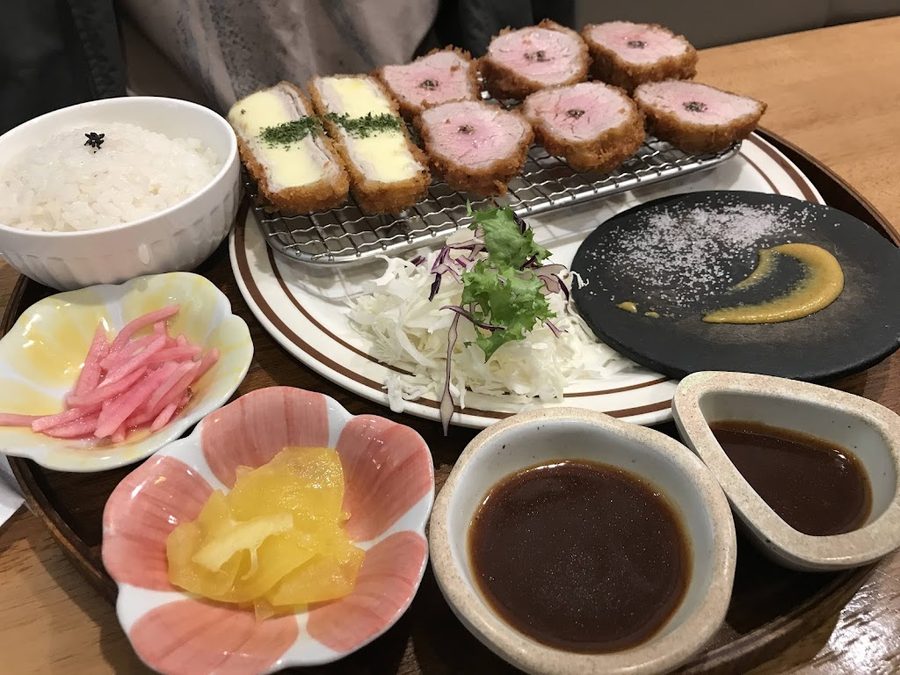 カツアン