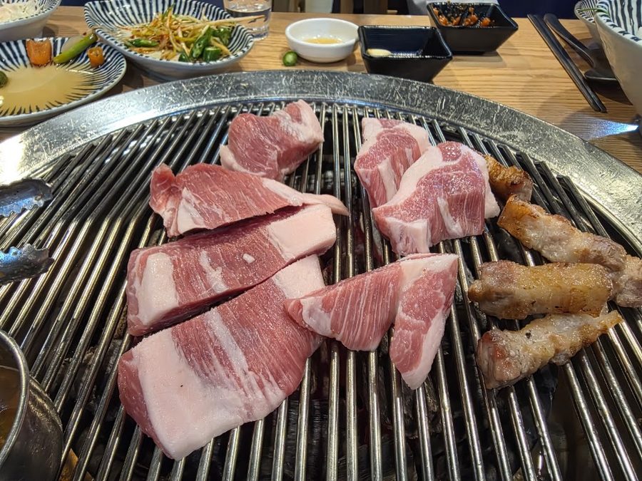 コソロン 済州チャムスッセンコギ専門店