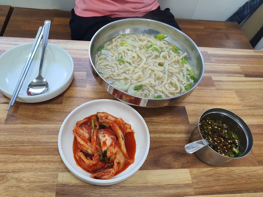 고향손칼국수