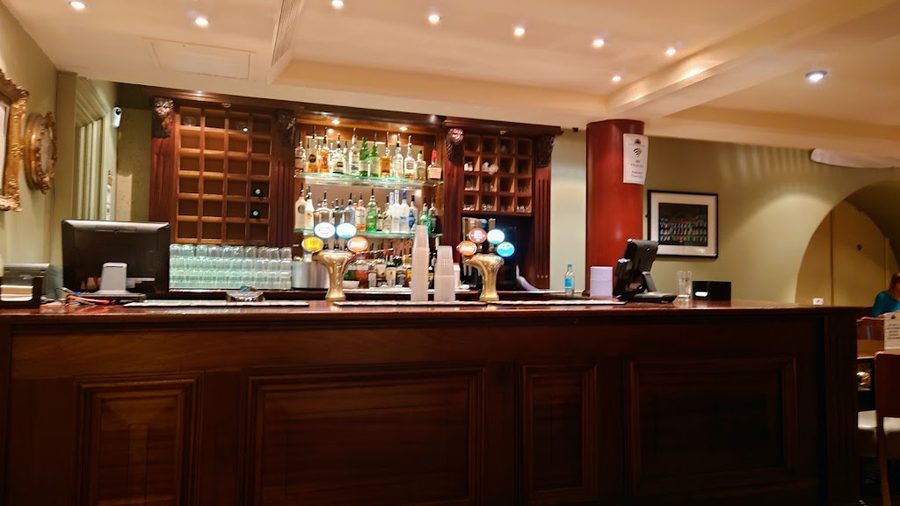 Players Bar & Kitchen