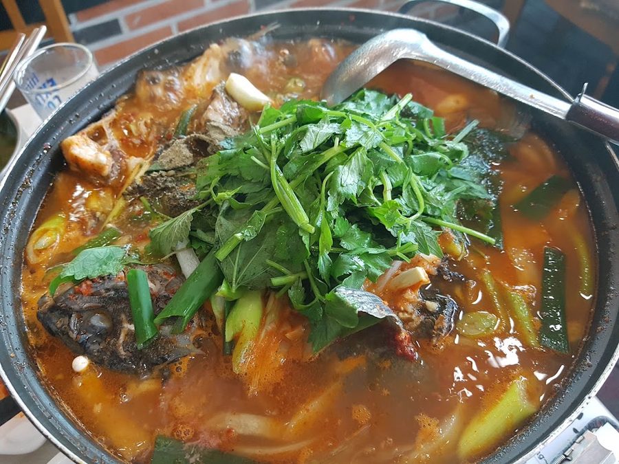 명품물회 숯불장어구이 광안점