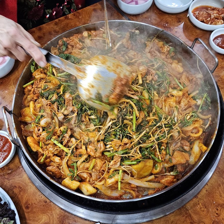 윤일닭갈비