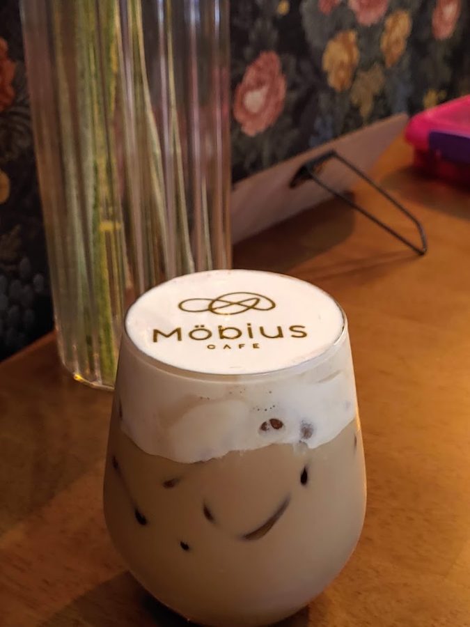뫼비우스 카페