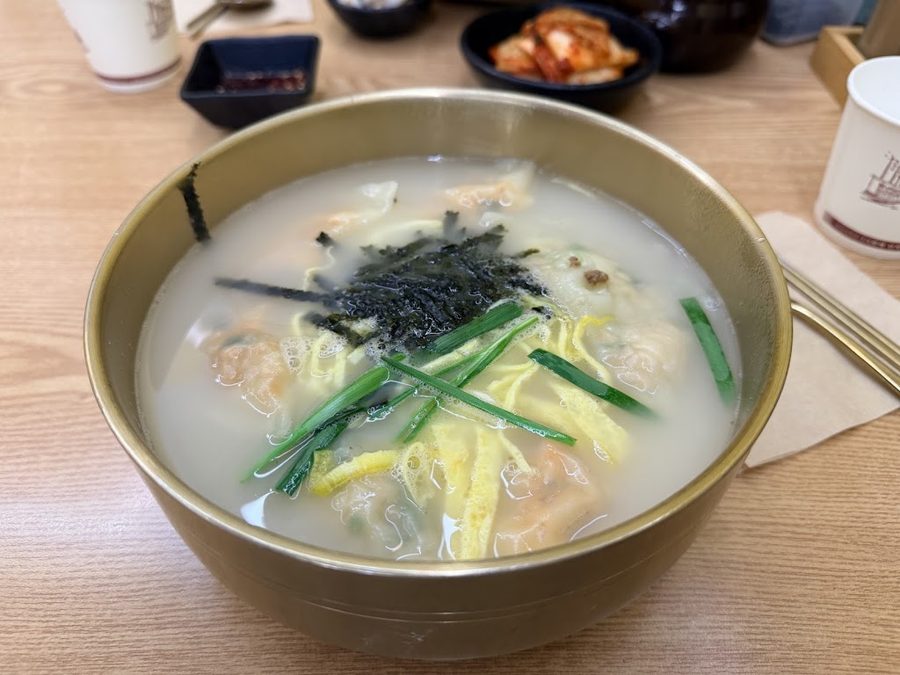 Hansokkeum Gajeongsik Sonmandu