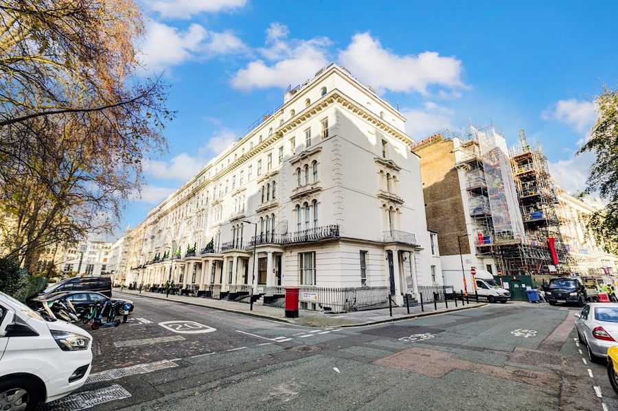 London House Hotel