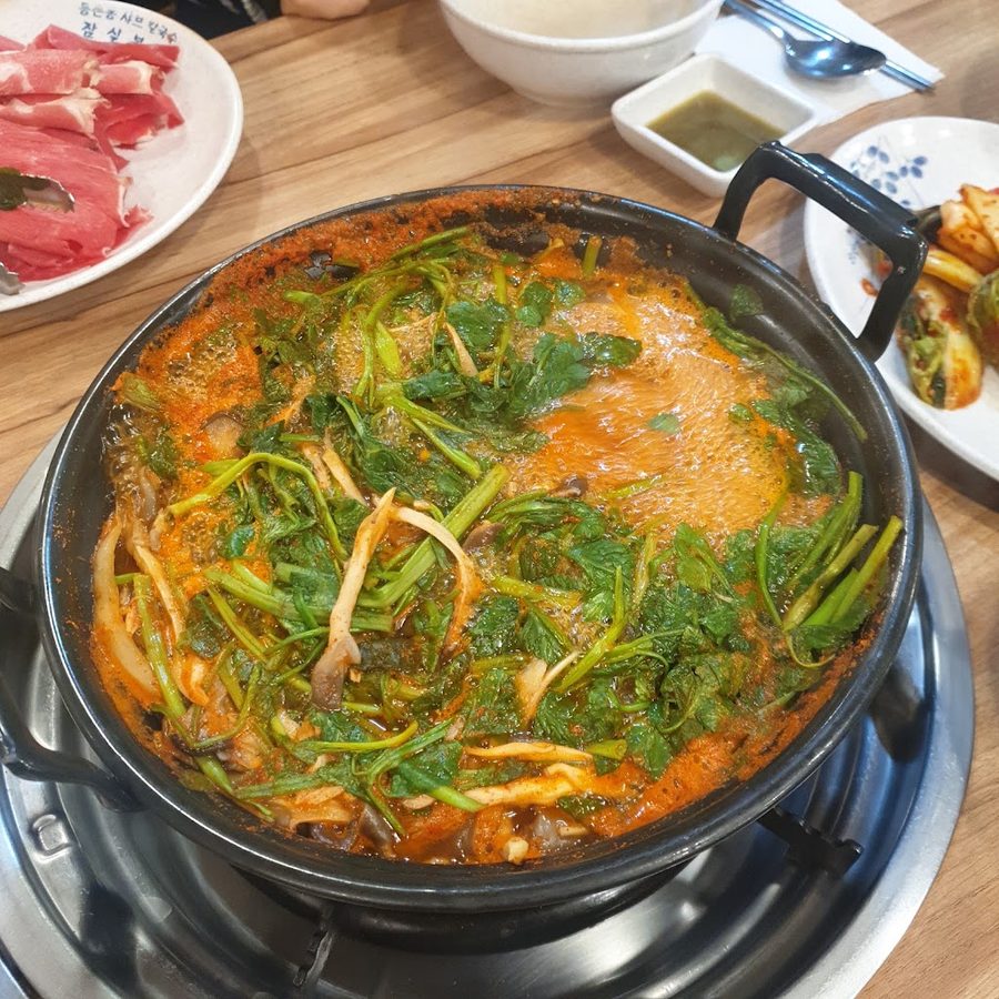 Deungchon-dong Shabu-shabu Kalguksu Jamsil Main Branch