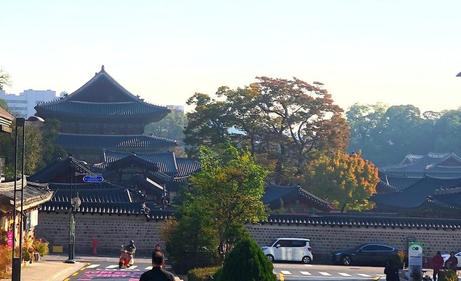 Bukchon Ilgyeong (Bukchon Village View #