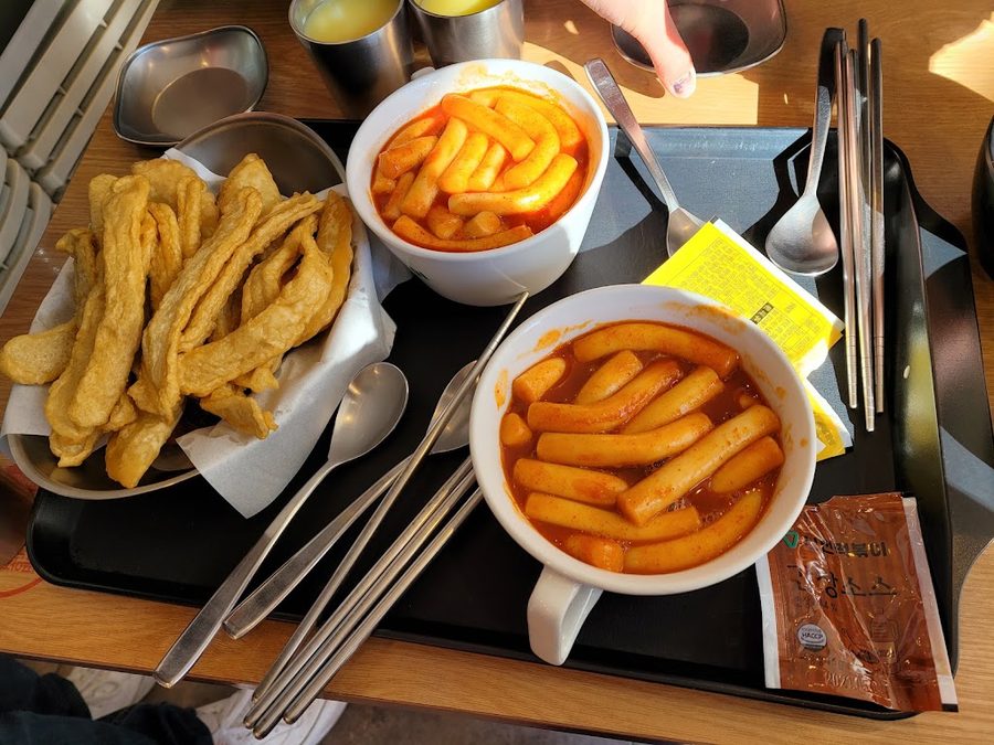 Sinjeon Tteokbokki Gangnam Apgujeong Branch
