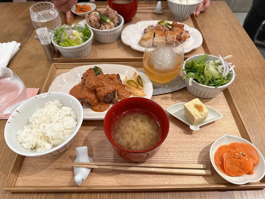 小器食堂 微風南山店