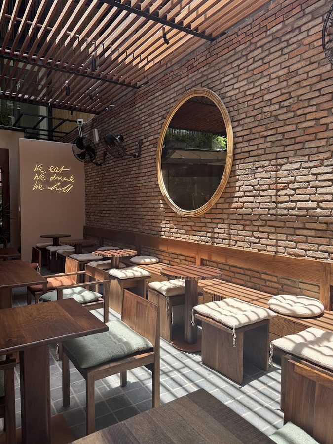 Au Patio - Brunch & Wine