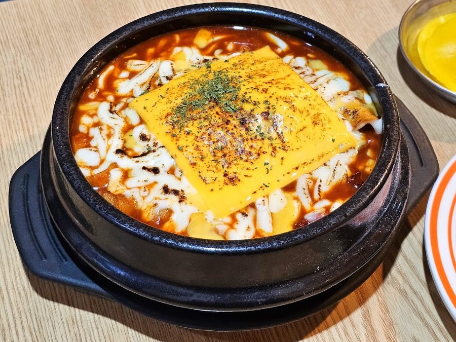 그동네떡볶이 홍대본점