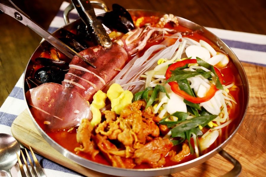 Gooweo Samkki, Seomyeon Head store