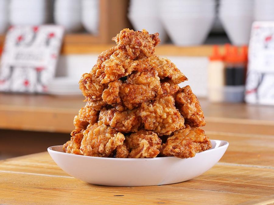 骨付鳥、からあげ、焼鳥 がブリチキン。那覇松山通り店